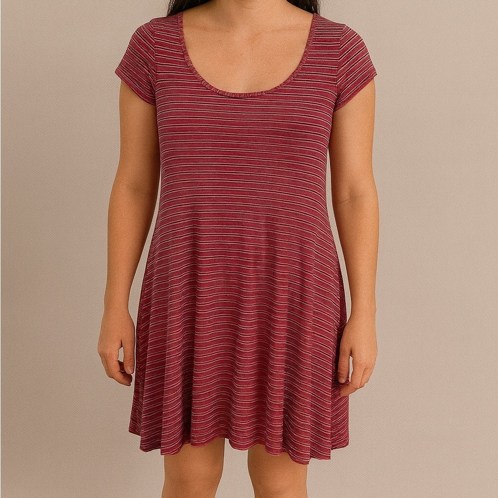 American Eagle Size XS Pink Striped Open-Back Dress